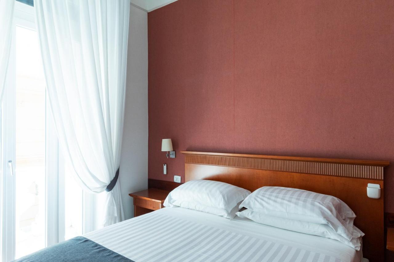 Rex Lifestyle Hotel Naples Luaran gambar